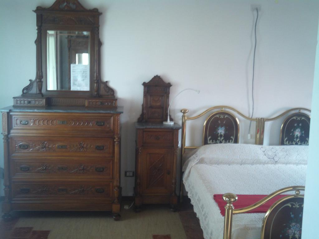 B&B Balestruccio Pombia Δωμάτιο φωτογραφία