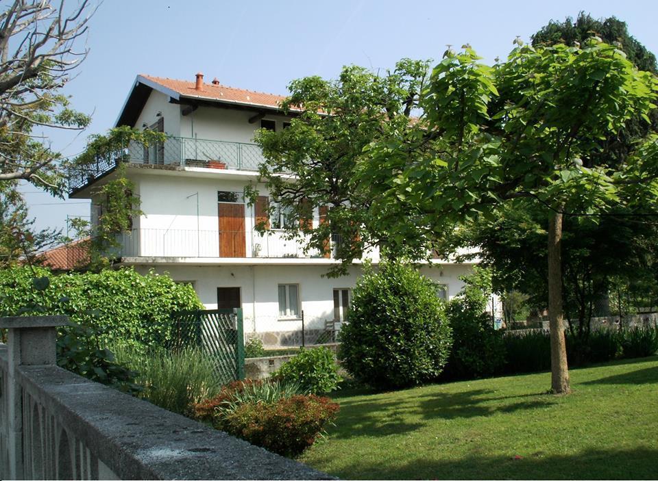 B&B Balestruccio Pombia Εξωτερικό φωτογραφία