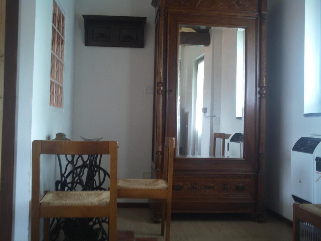 B&B Balestruccio Pombia Δωμάτιο φωτογραφία